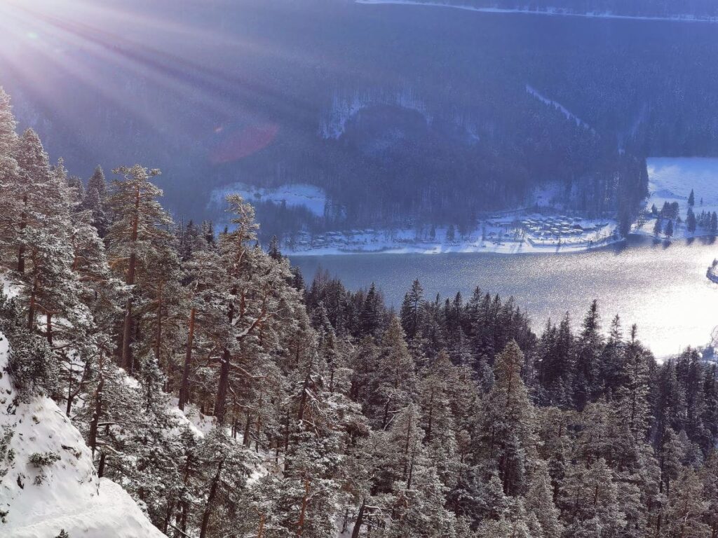 Winterwandern Bayern - vom Walchensee auf den Herzogstand
